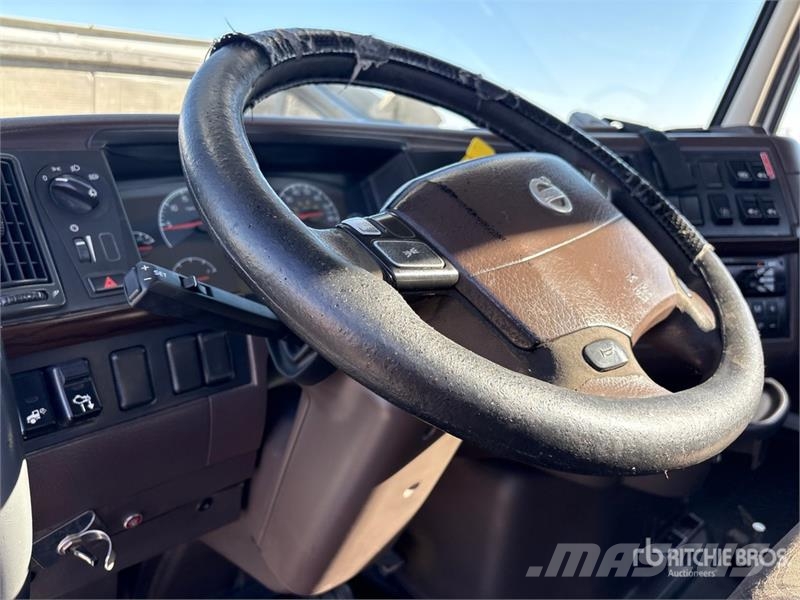 Volvo VNL Vlačilci