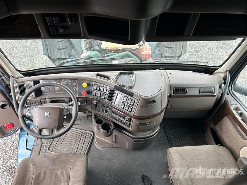 Volvo VNL 牵引车