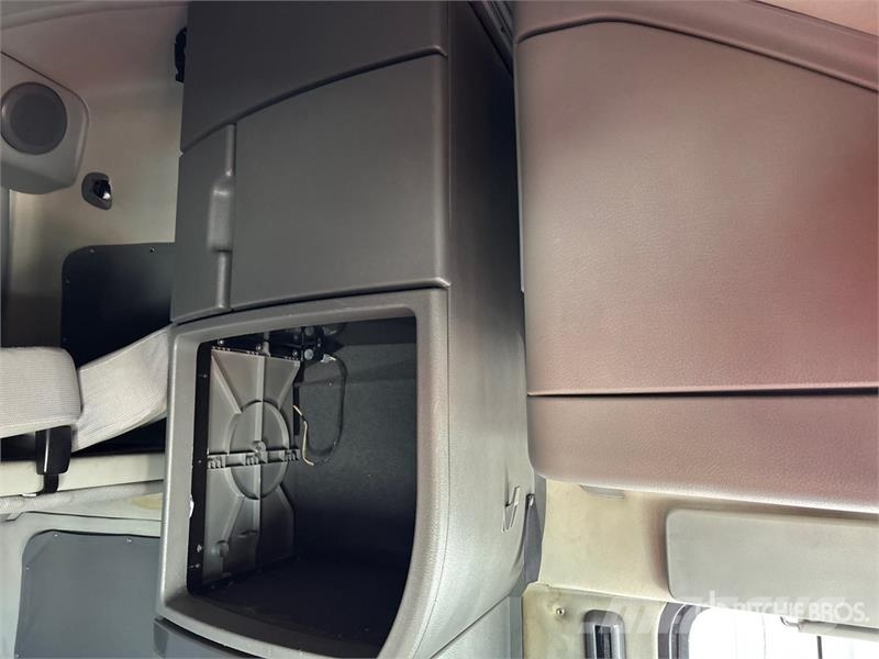 Volvo VNL Vilcēji