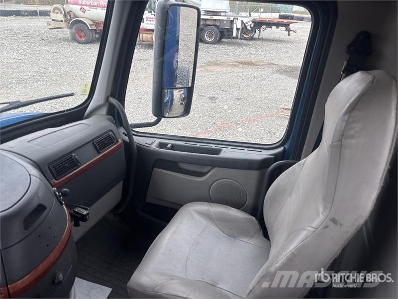 Volvo VNL 트랙터 유닛