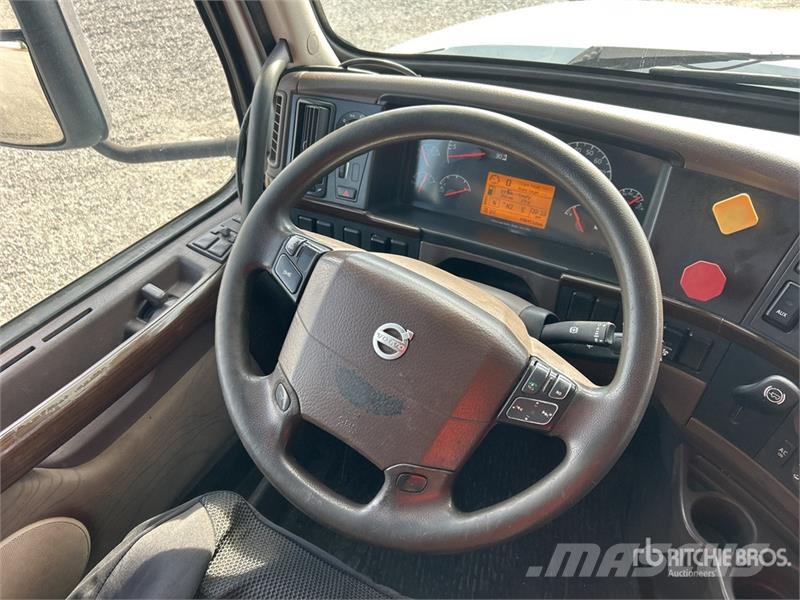 Volvo VNL Tegljači