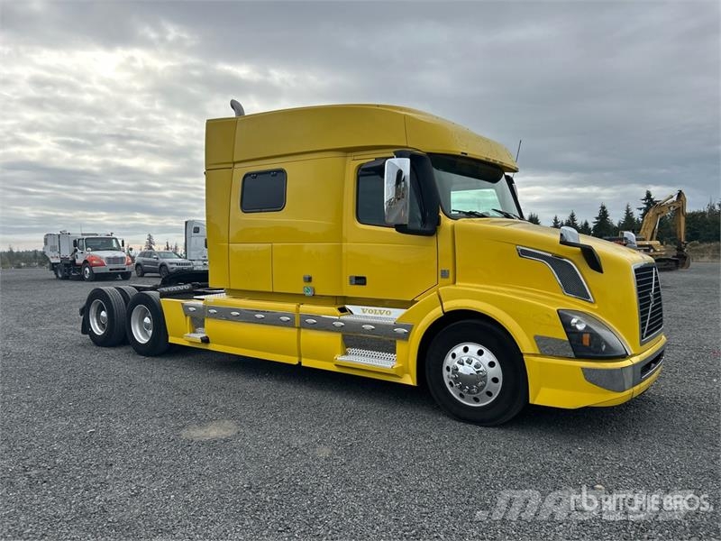 Volvo VNL 牵引车