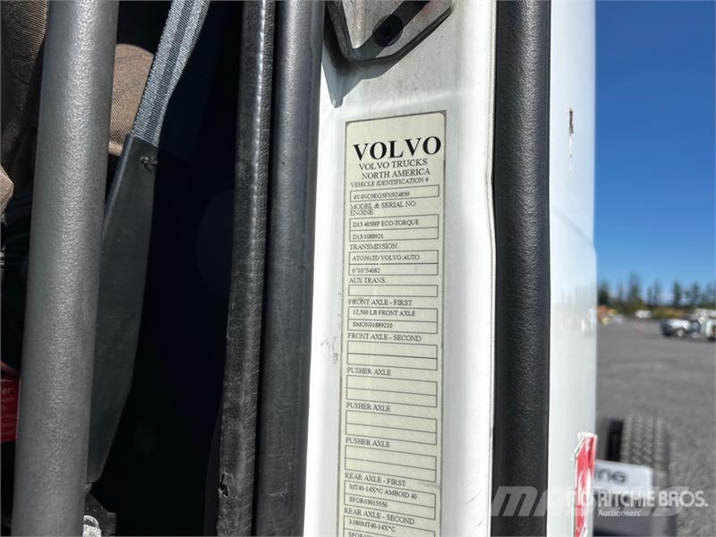 Volvo VNL Vilcēji