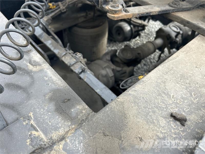 Volvo VNL 牵引车