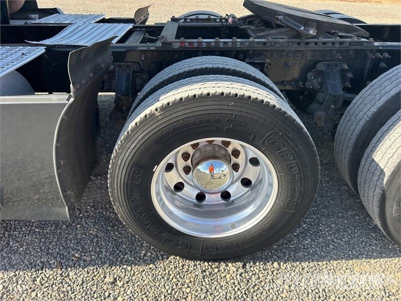Volvo VNL Tegljači