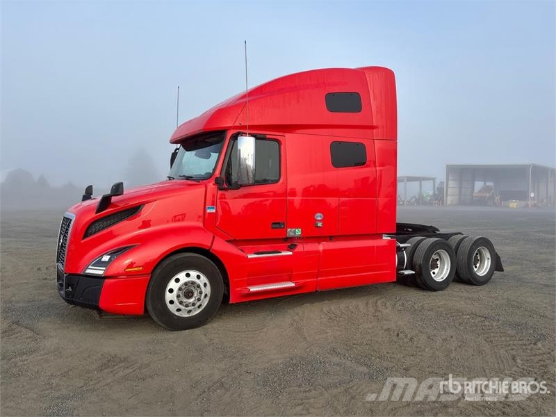 Volvo VNL Trekkers
