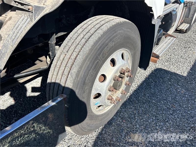 Volvo VNL Vilcēji