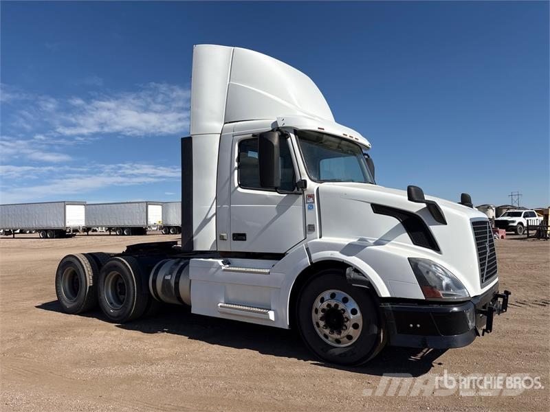 Volvo VNL Vlačilci