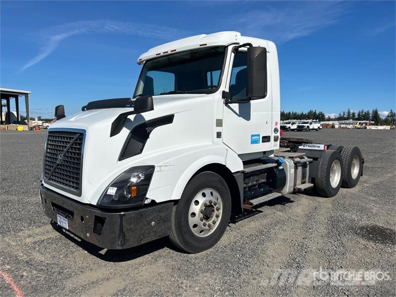 Volvo VNL Vilcēji