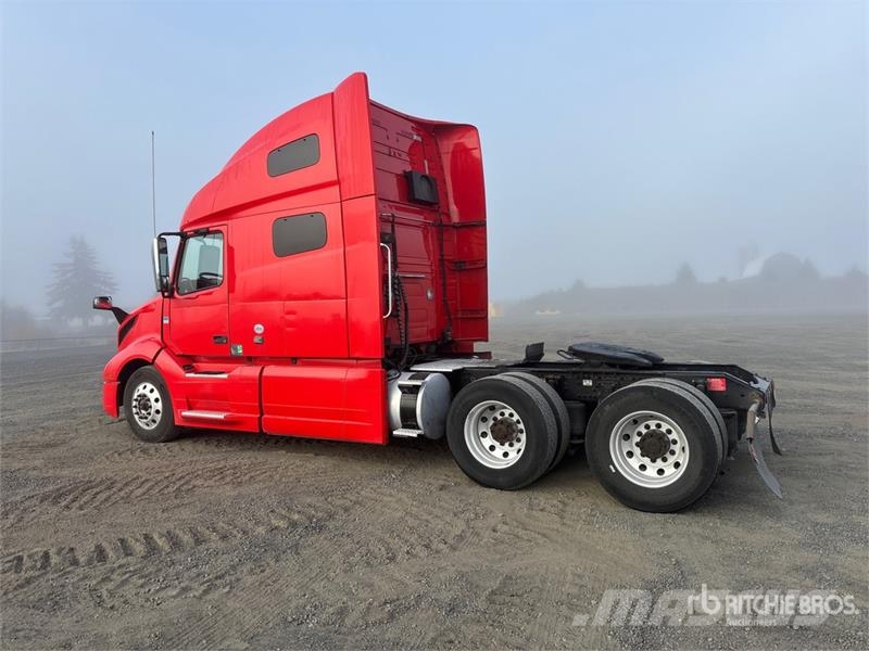 Volvo VNL Trekkers