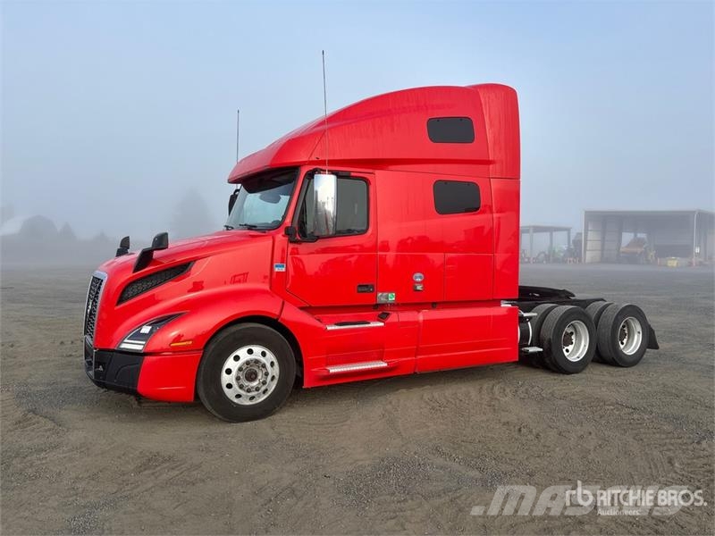Volvo VNL Trekkers