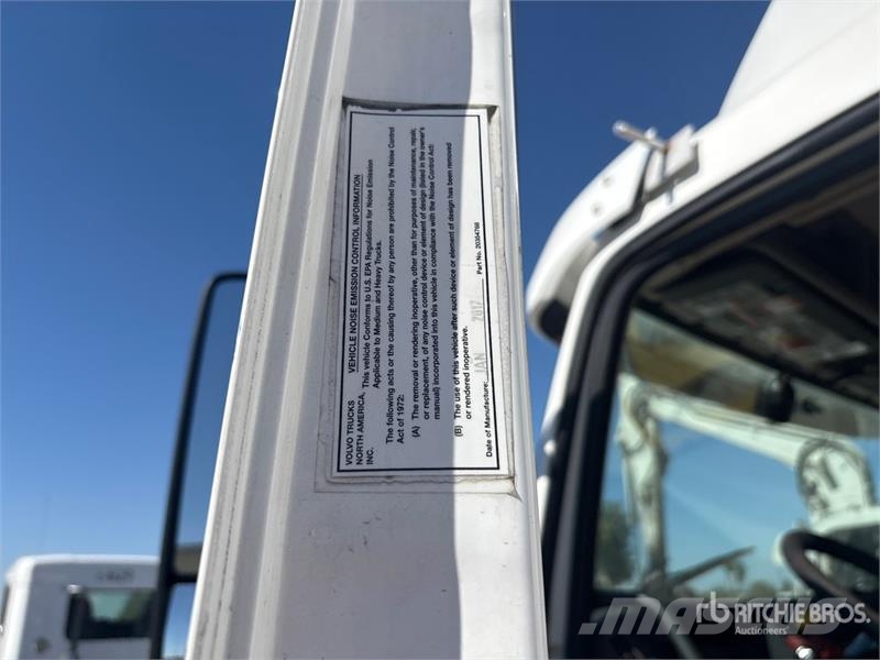 Volvo VNL Vlačilci