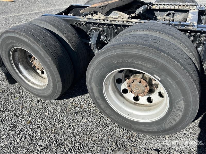 Volvo VNL Trekkers