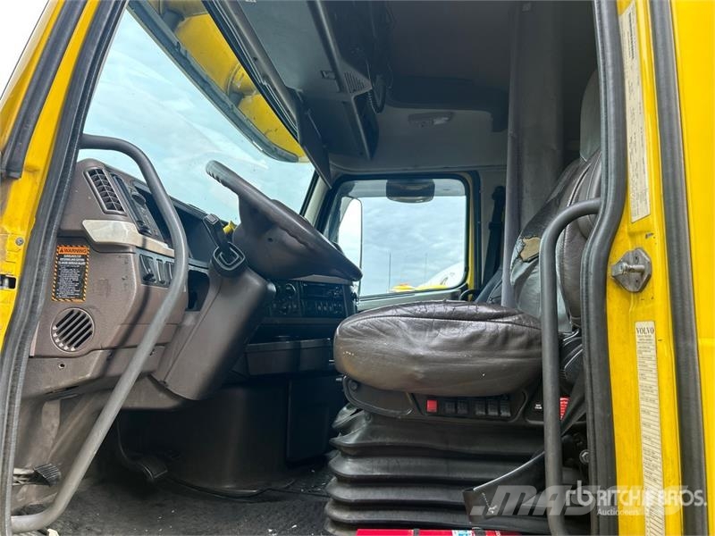 Volvo VNL 牵引车