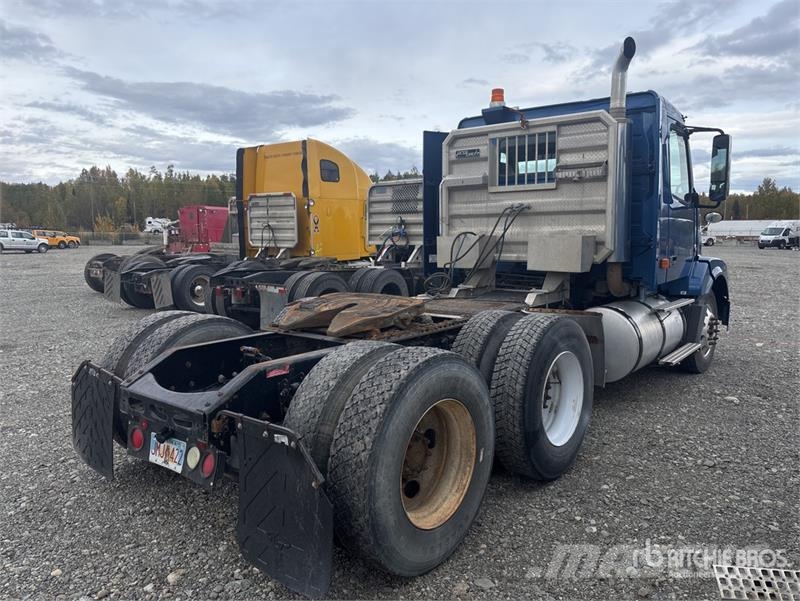 Volvo VNL 트랙터 유닛