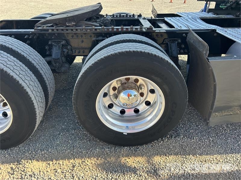 Volvo VNL Tegljači