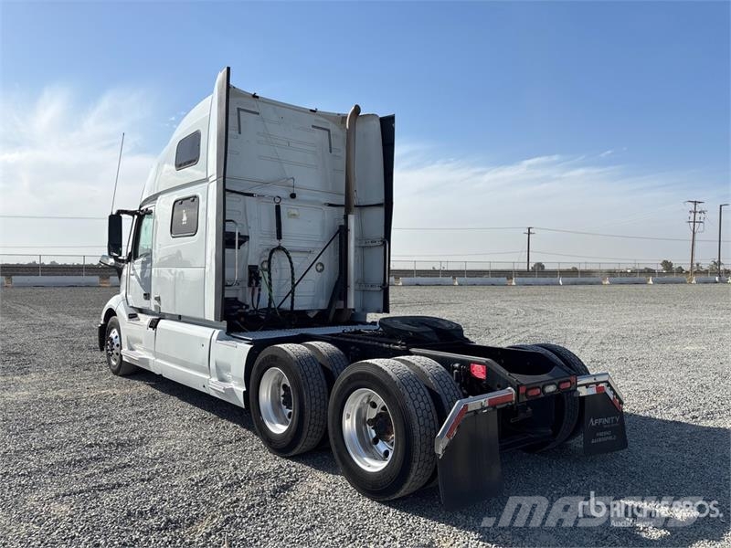 Volvo VNL Vilcēji