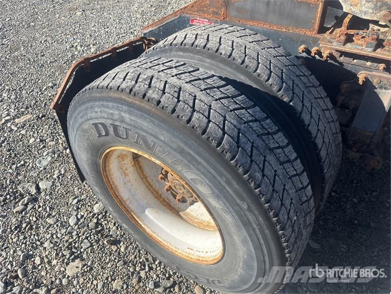 Volvo VNL300 트랙터 유닛