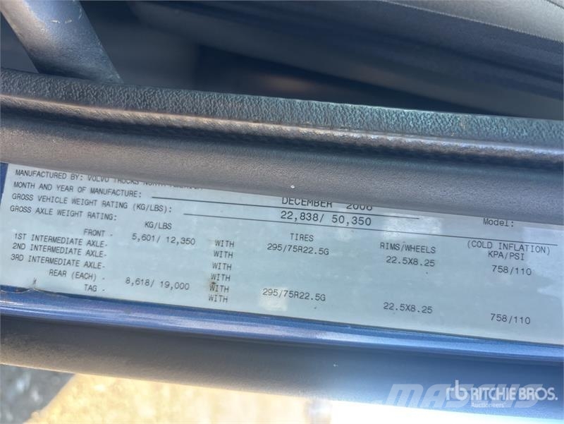 Volvo VNL300 트랙터 유닛