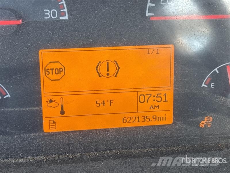 Volvo VNL300 트랙터 유닛