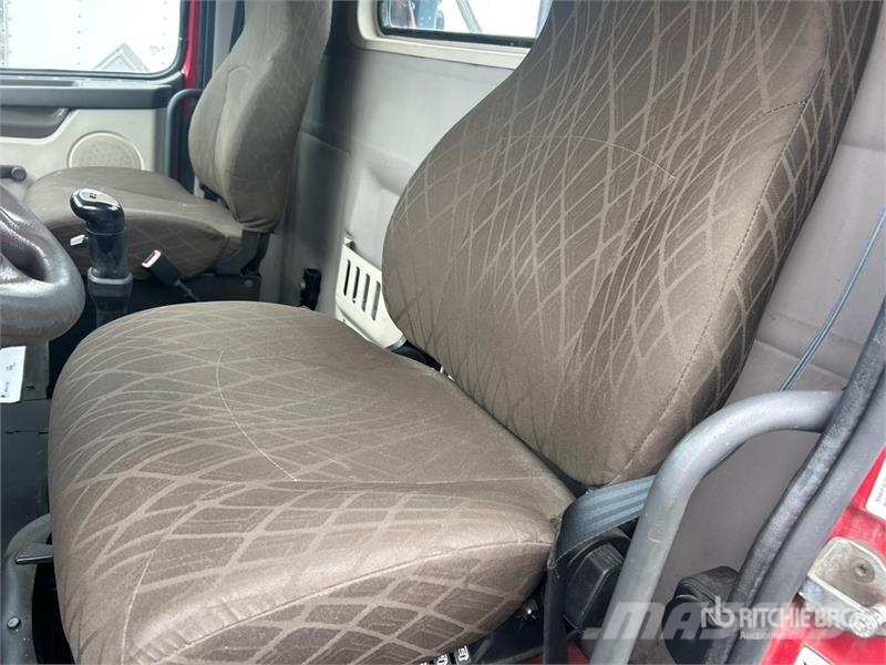 Volvo VNL300 6x4 T/A Day Cab Truck Tractor Trekkers