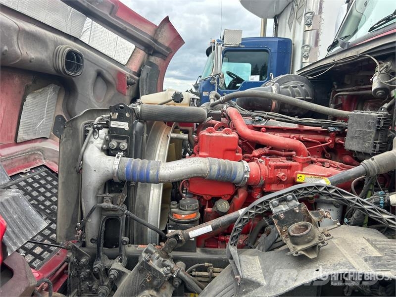 Volvo VNL300 6x4 T/A Day Cab Truck Tractor Trekkers