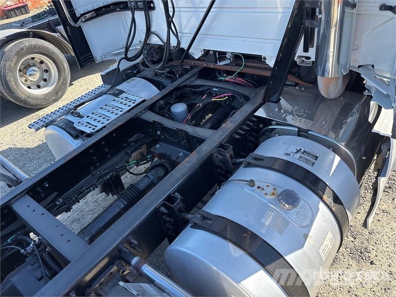 Volvo VNL300 6x4 T/A Day Cab Truck Tractor Trekkers