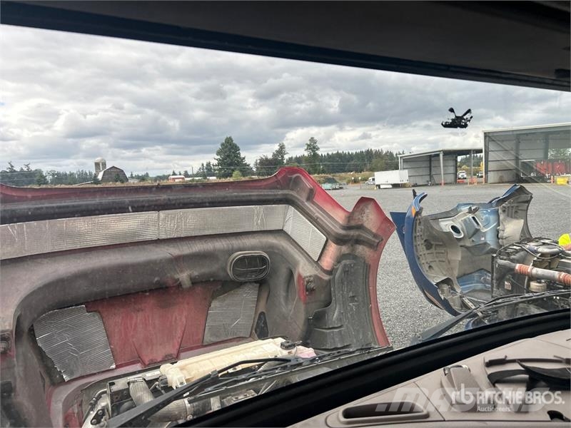 Volvo VNL300 6x4 T/A Day Cab Truck Tractor Trekkers