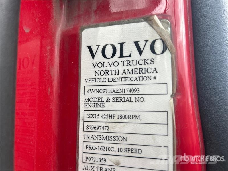 Volvo VNL300 6x4 T/A Day Cab Truck Tractor Trekkers