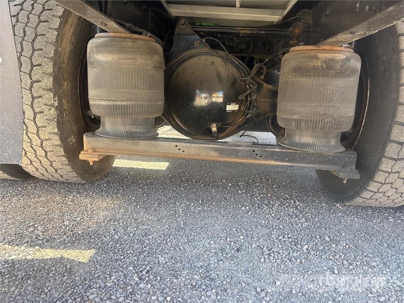 Volvo VNL300 6x4 Water Truck Цистерни за вода