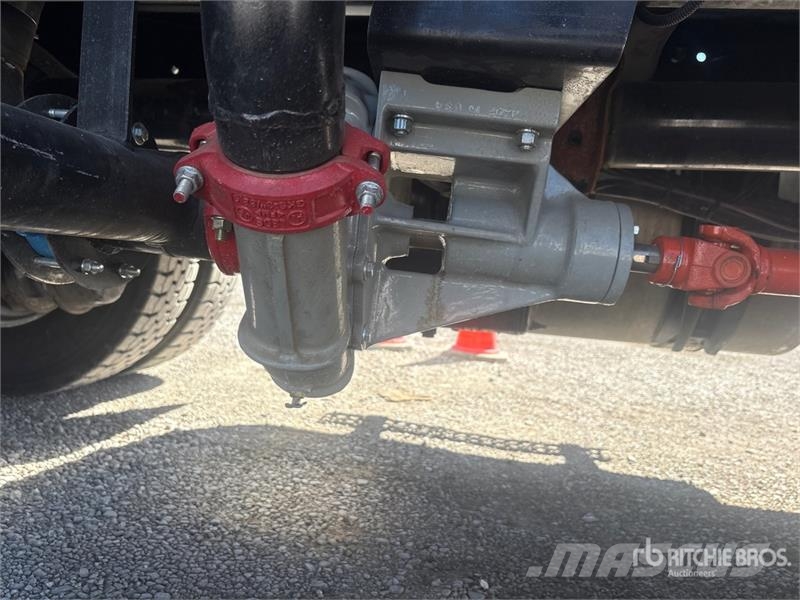 Volvo VNL300 6x4 Water Truck Цистерни за вода