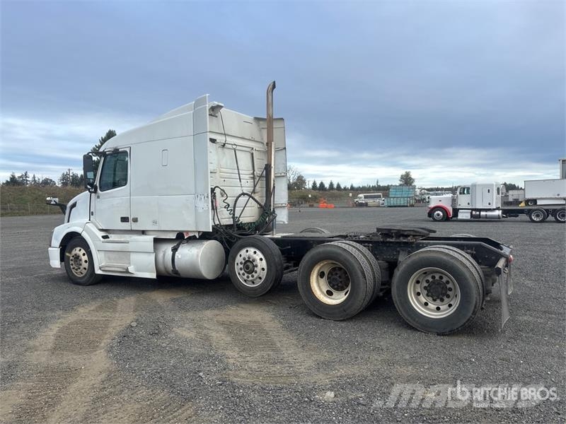 Volvo VNL630 Tracteur routier