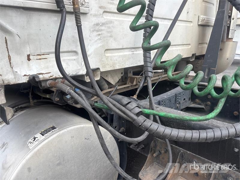 Volvo VNL630 Tracteur routier