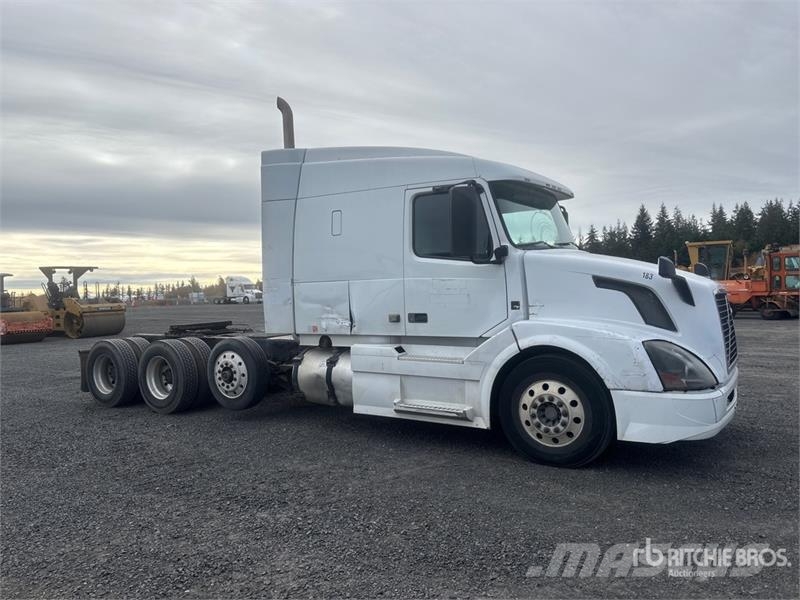 Volvo VNL630 Tracteur routier