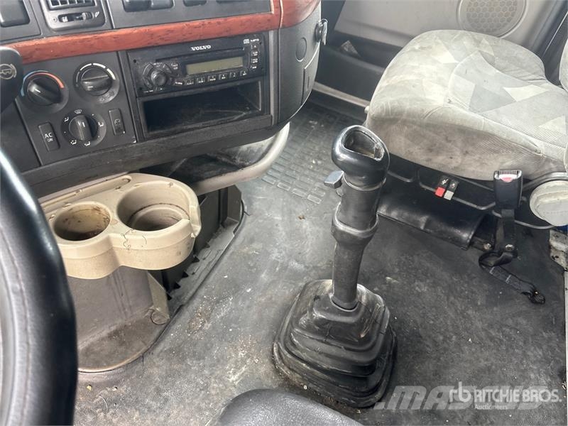 Volvo VNL630 Tracteur routier