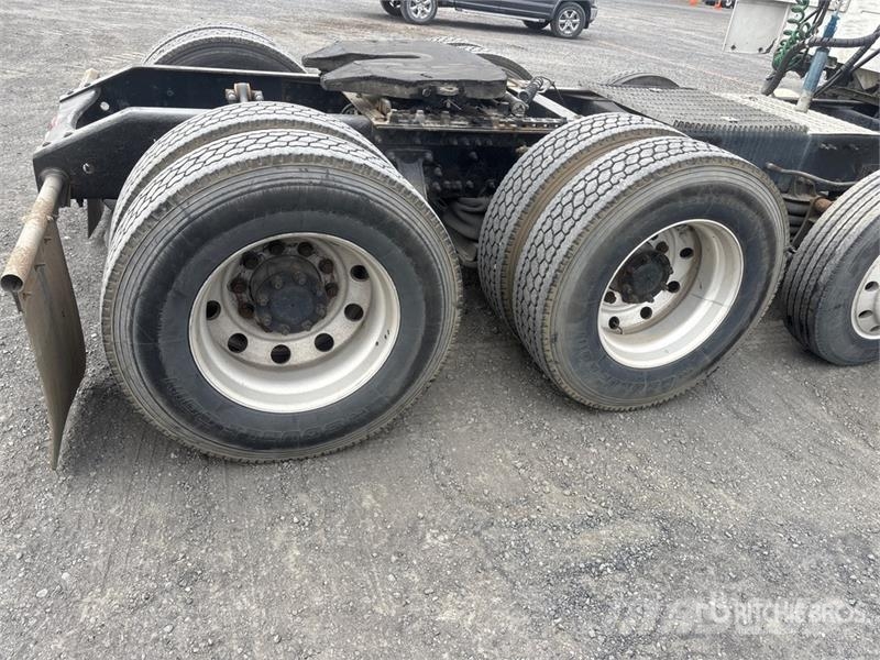 Volvo VNL630 Tracteur routier