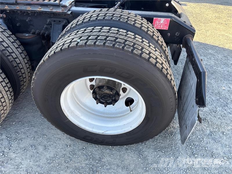 Volvo VNL64T-300 6x4 T/A Day Cab Truck Tractor Trekkers