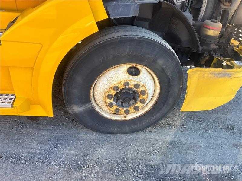 Volvo VNL670 牵引车
