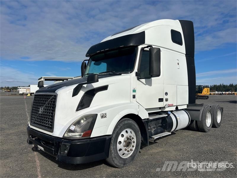 Volvo VNL670 Vilcēji