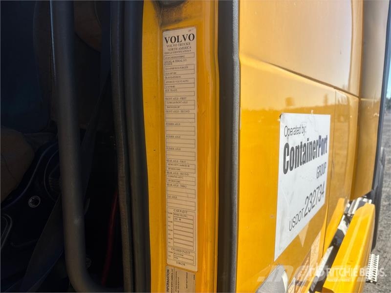 Volvo VNL670 牵引车