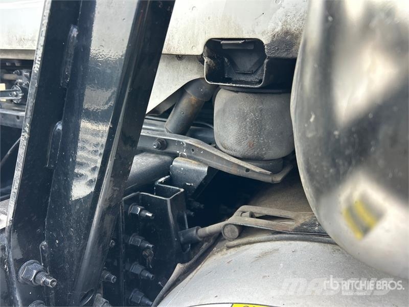 Volvo VNL670 Vilcēji