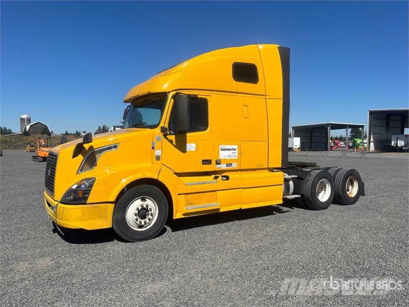 Volvo VNL670 牵引车