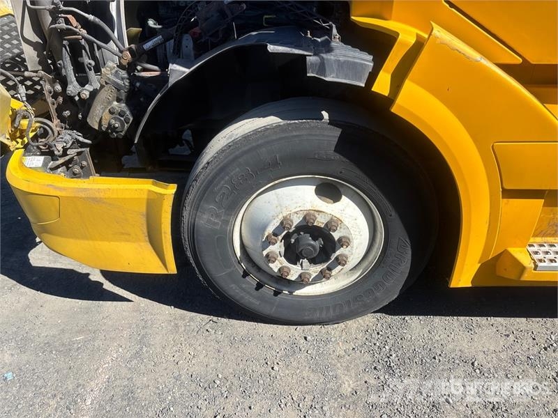 Volvo VNL670 牵引车