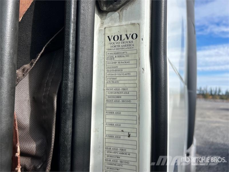 Volvo VNL670 Vilcēji