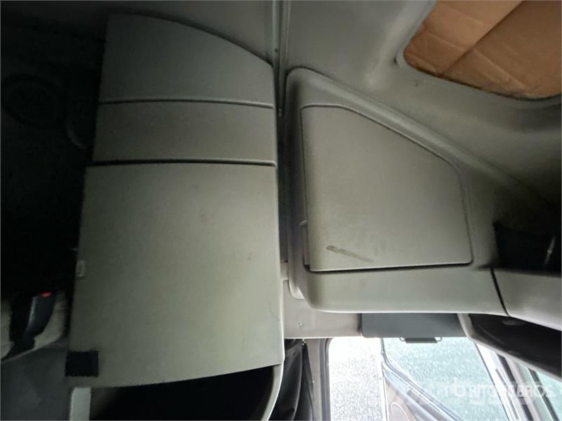 Volvo VNL670 وحدات الجر