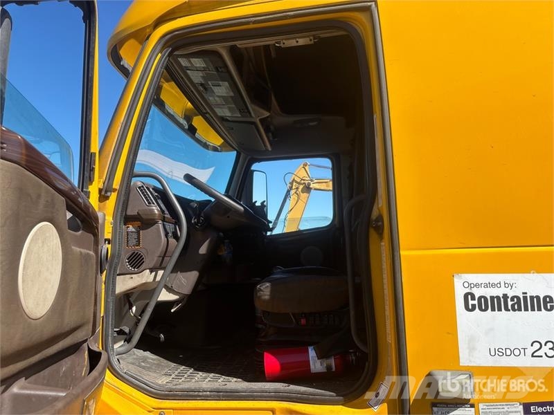 Volvo VNL670 牵引车