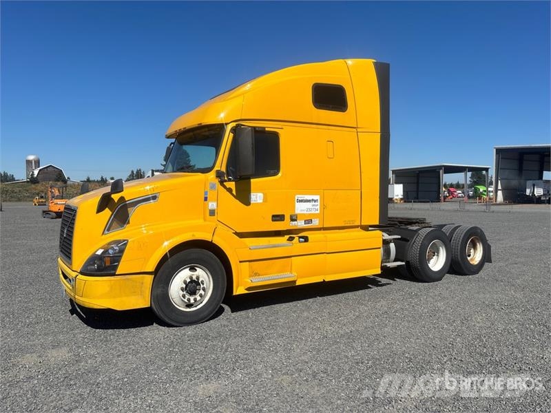 Volvo VNL670 牵引车
