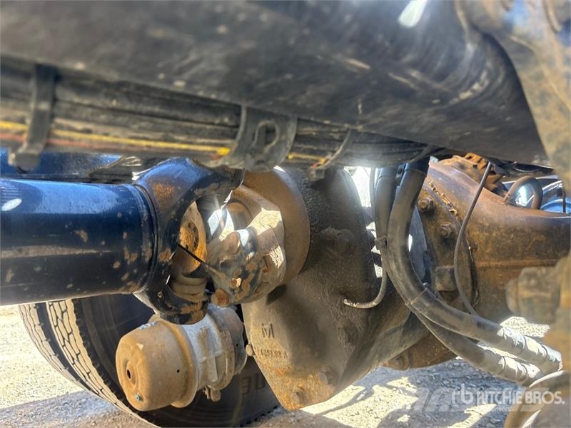 Volvo VNL670 牵引车