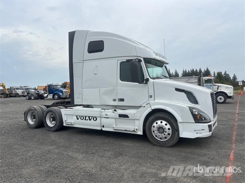 Volvo VNL670 牵引车