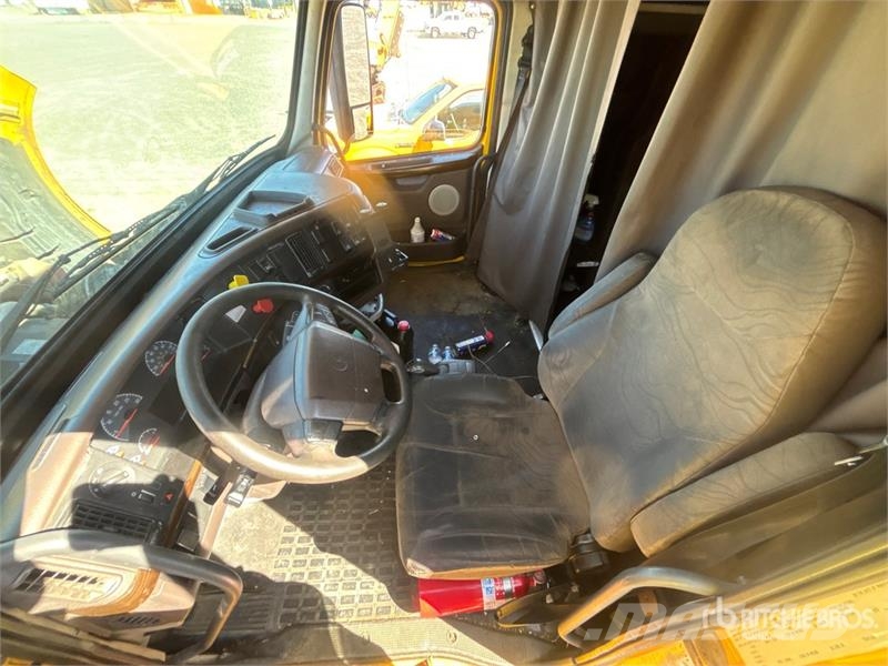 Volvo VNL670 牵引车